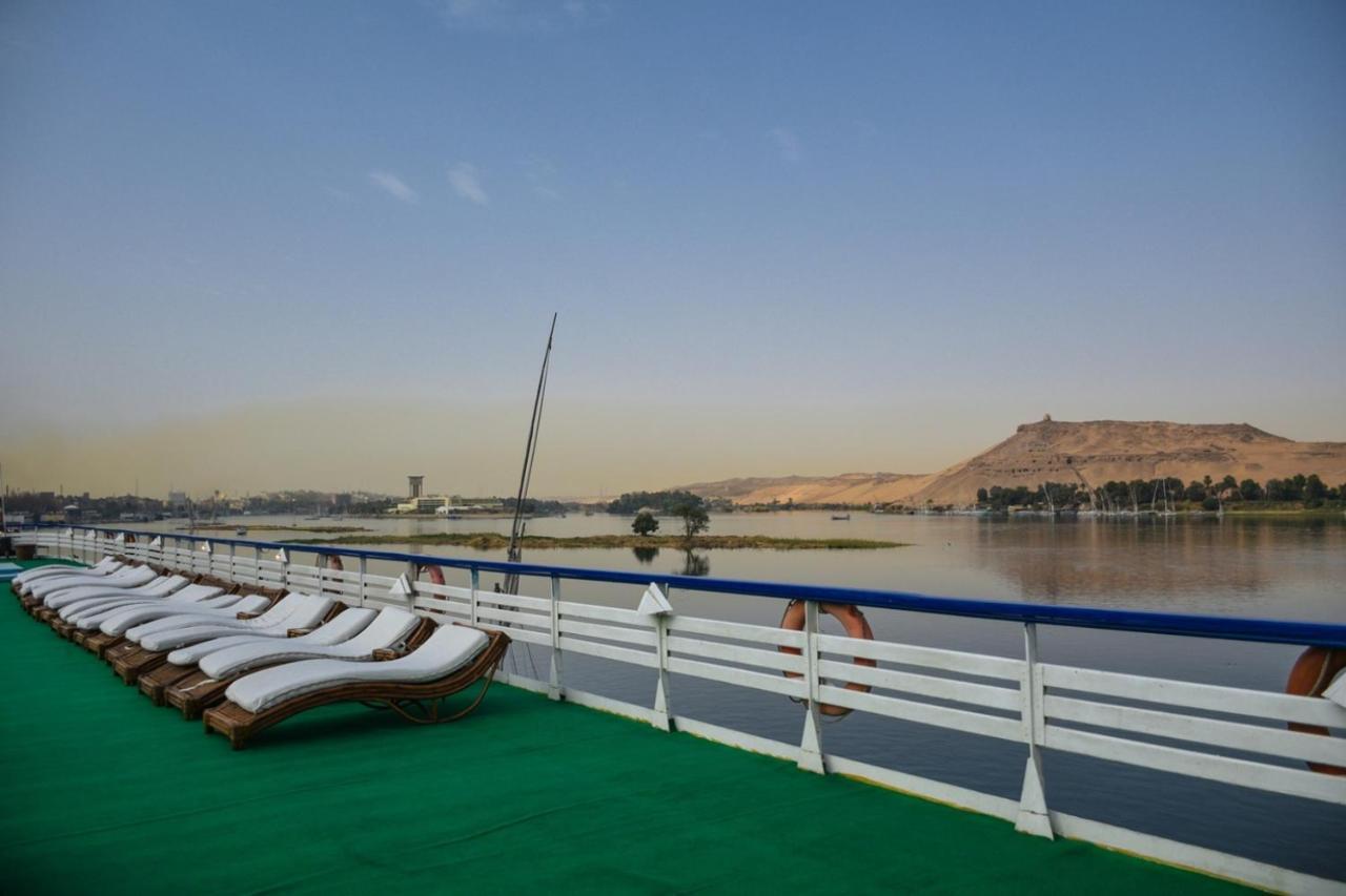 Gts Nile Cruise Luxor Aswan Every Monday From Luxor Friday From Aswan Exterior photo